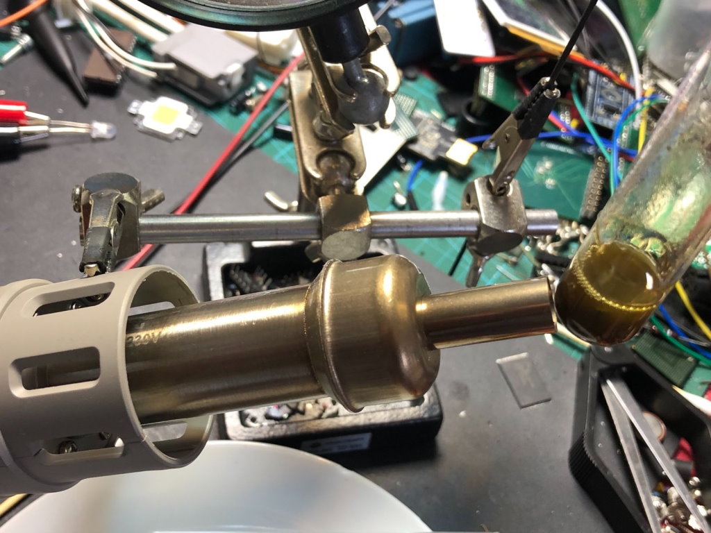 Experimental decapping setup